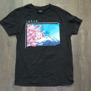 Graphic t-shirt